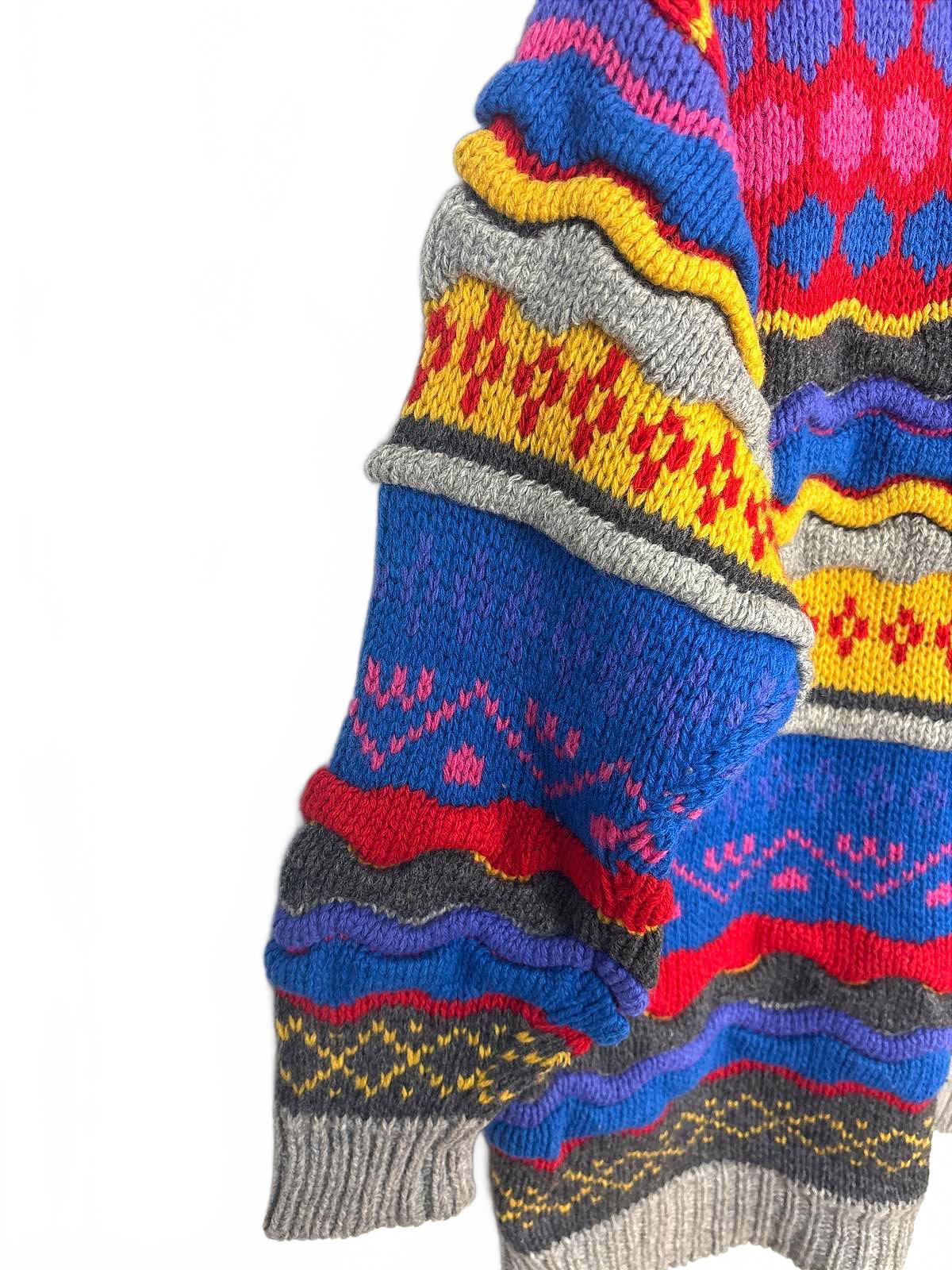 Vintage 90's Crescendo Women's Textured Multicolour Pattern Knit Sweater Medium