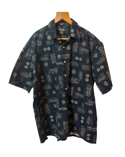 Vintage Black St John's Bay - Gold - Aztec - Tribal - Button up - Front Pocket - L