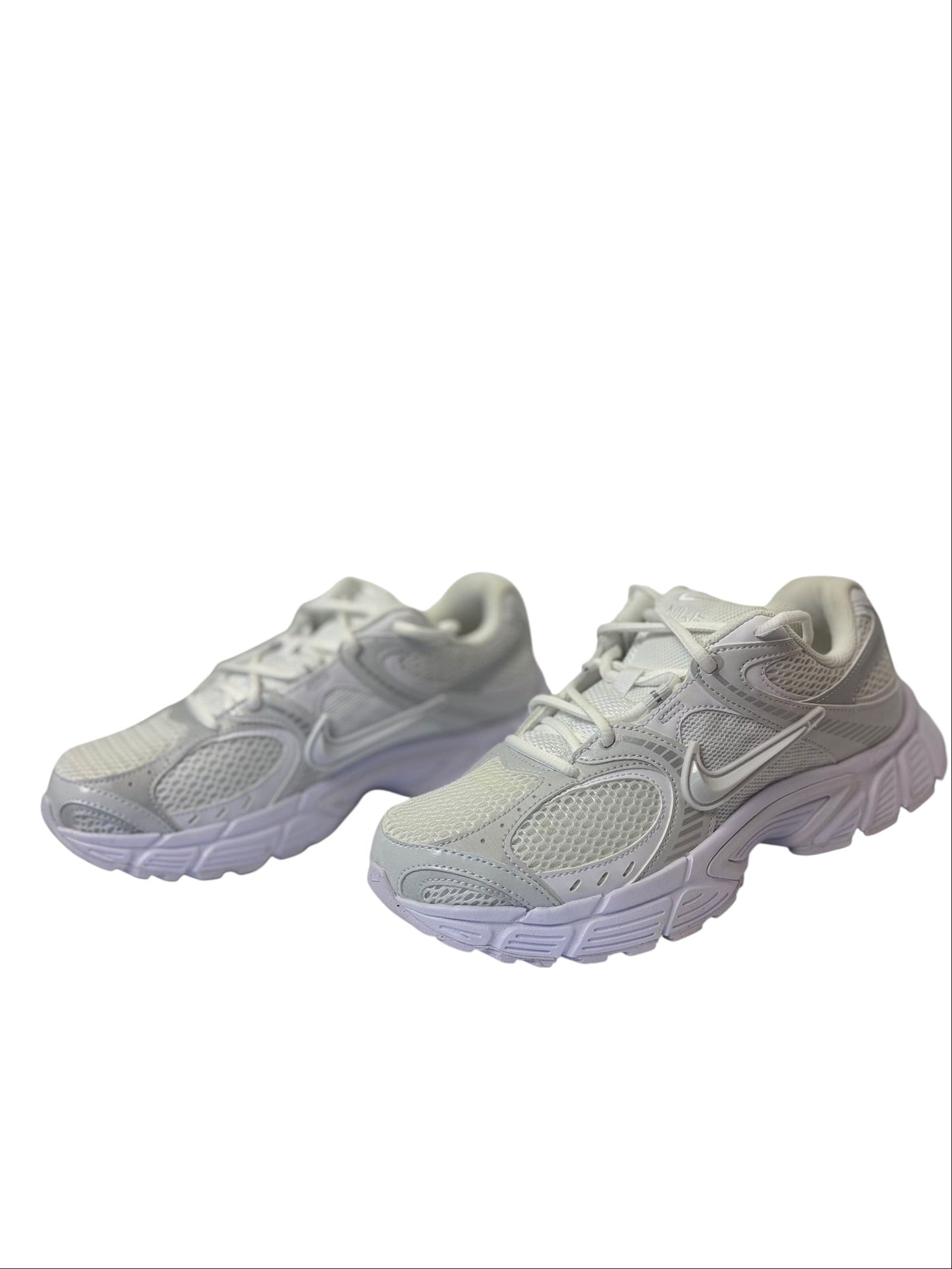 Nike Womens V5 Trainers White Beige with Mesh Chunky Sole Size 7