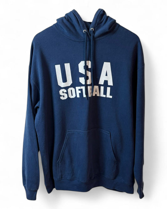 DESCRIPTION

USA Softball hoodie, navy cotton, deep kangaroo pocket, and a drawstring hood made for windy days. 

Brand: