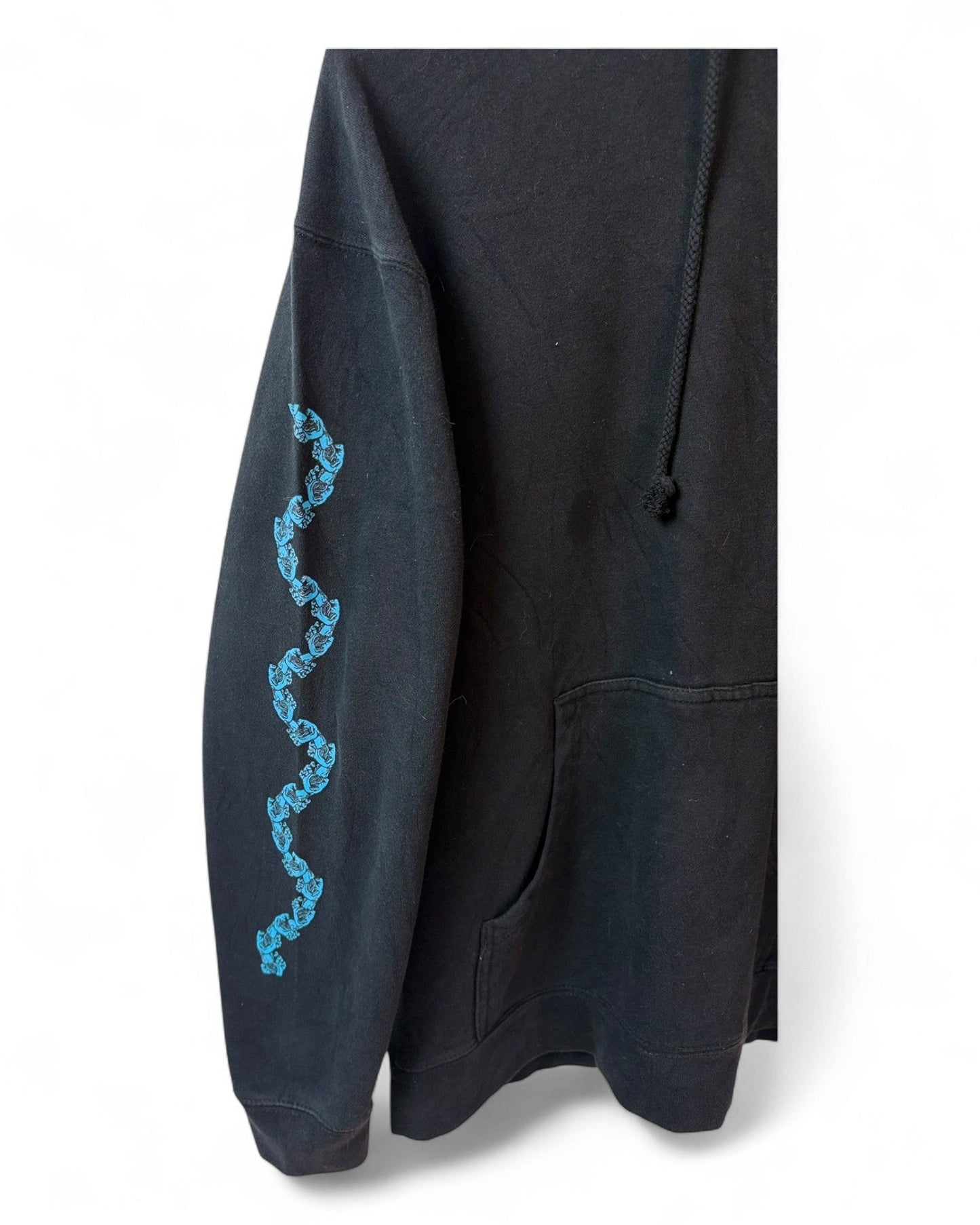 Santa-Cruz-Black-Hoodie-Red-Logo-Blue-Sleeve-Pattern-Unisex-Large